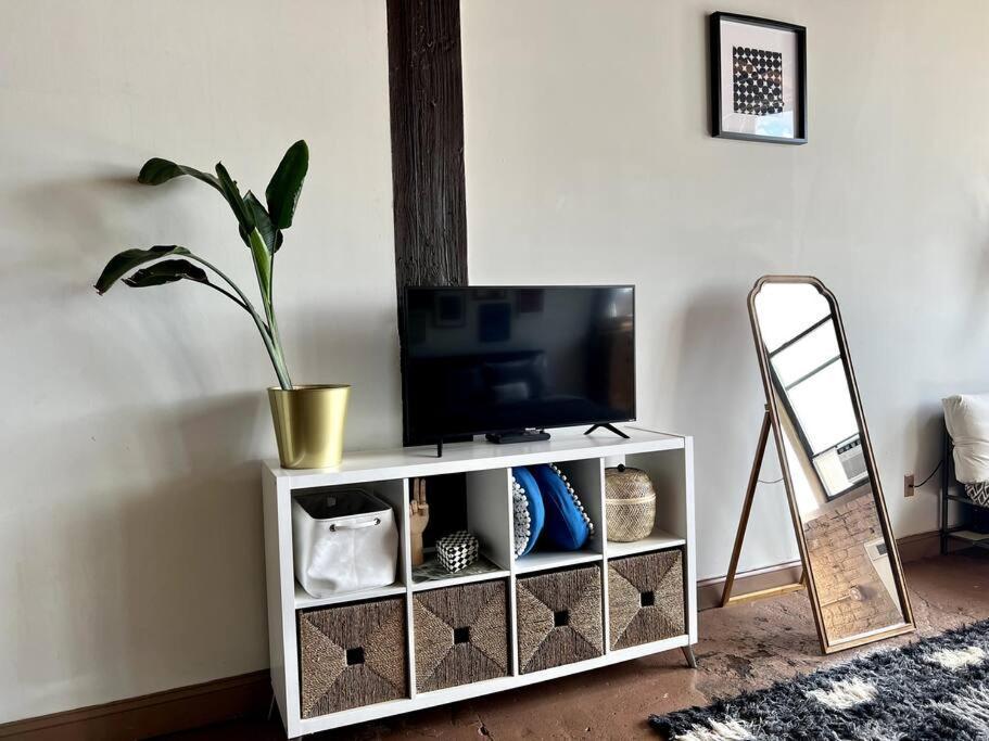420 Friendly Boho Loft Downtown King Suite Free Parking Detroit Exteriör bild